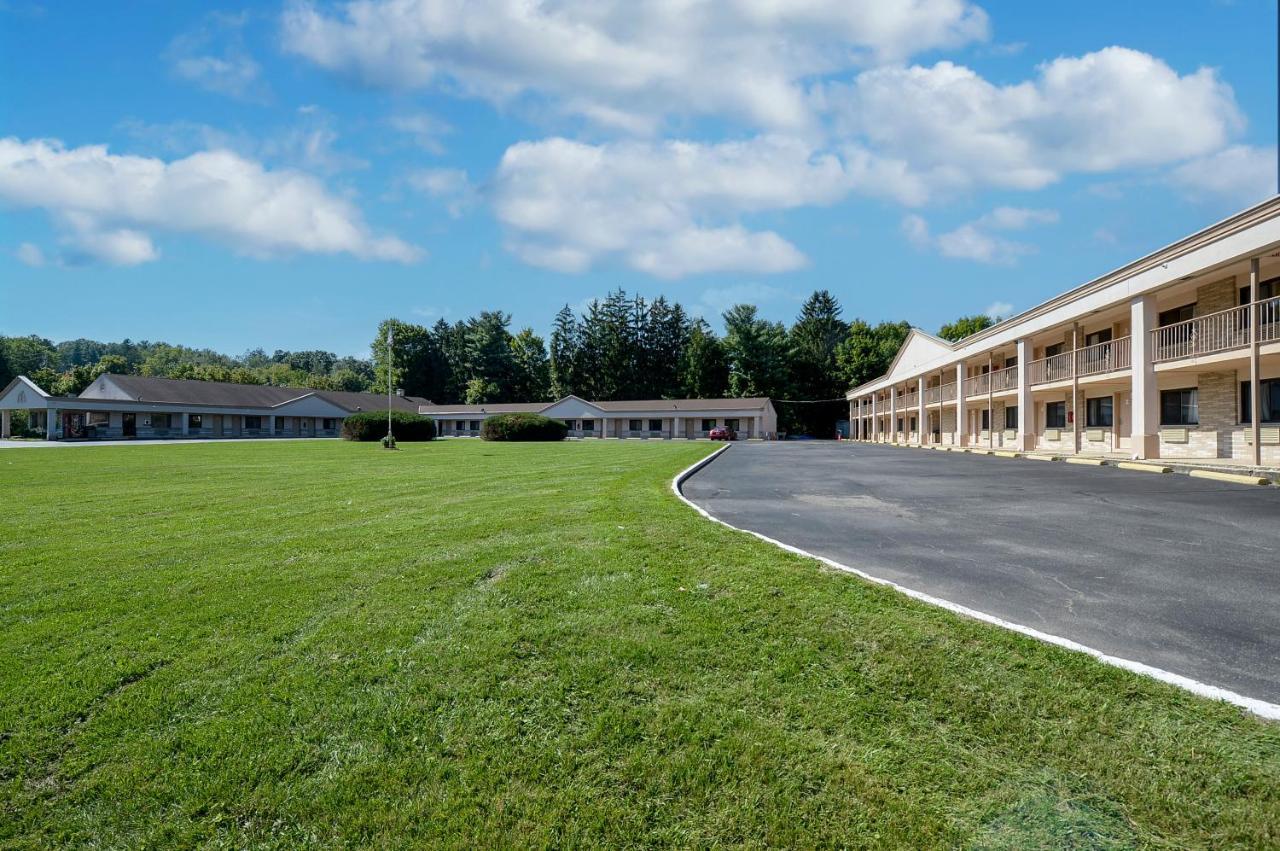 Americas Best Value Inn At Central Valley-Woodbury Kültér fotó