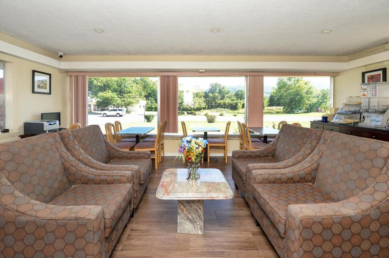 Americas Best Value Inn At Central Valley-Woodbury Kültér fotó
