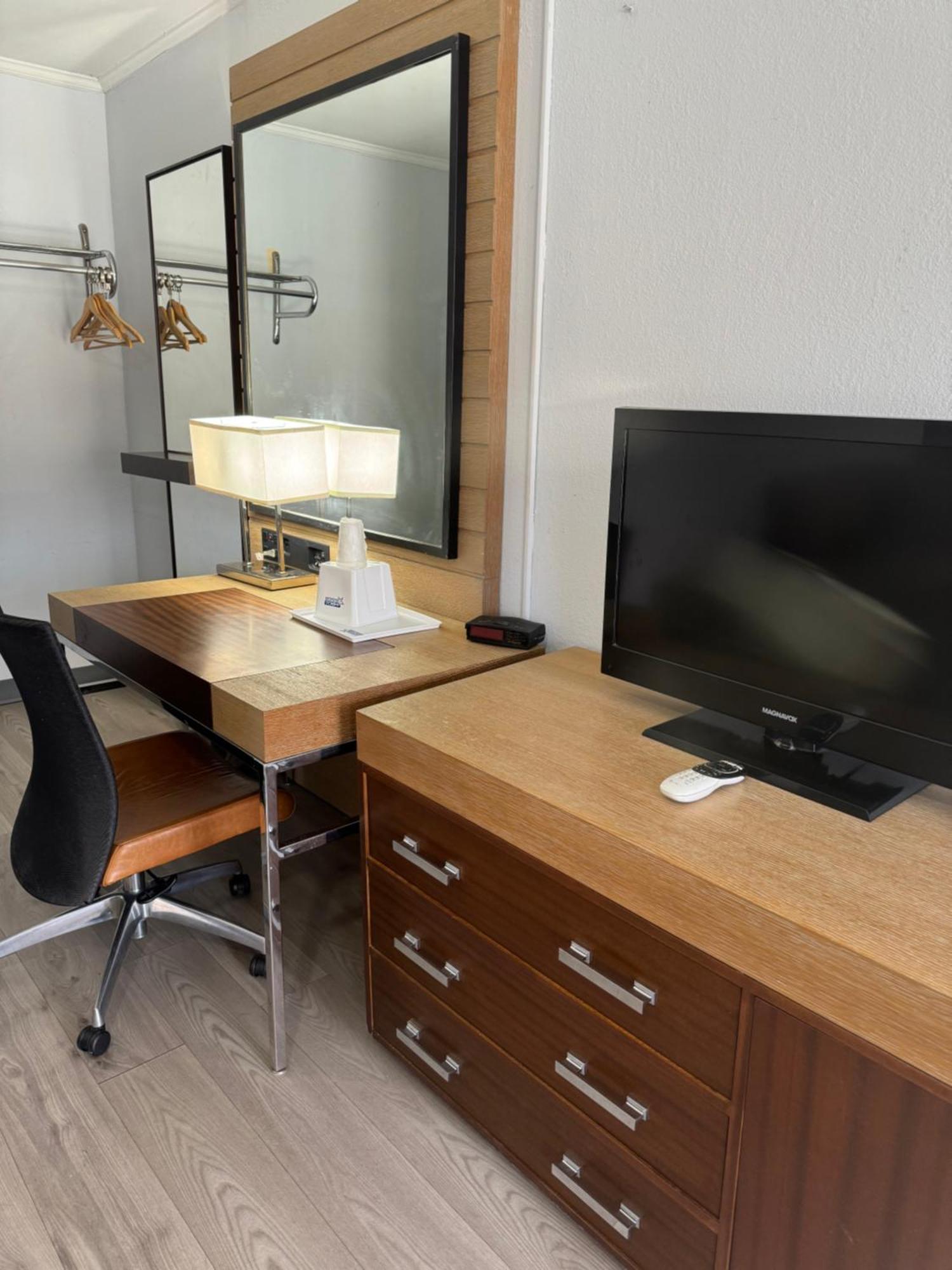 Americas Best Value Inn At Central Valley-Woodbury Kültér fotó